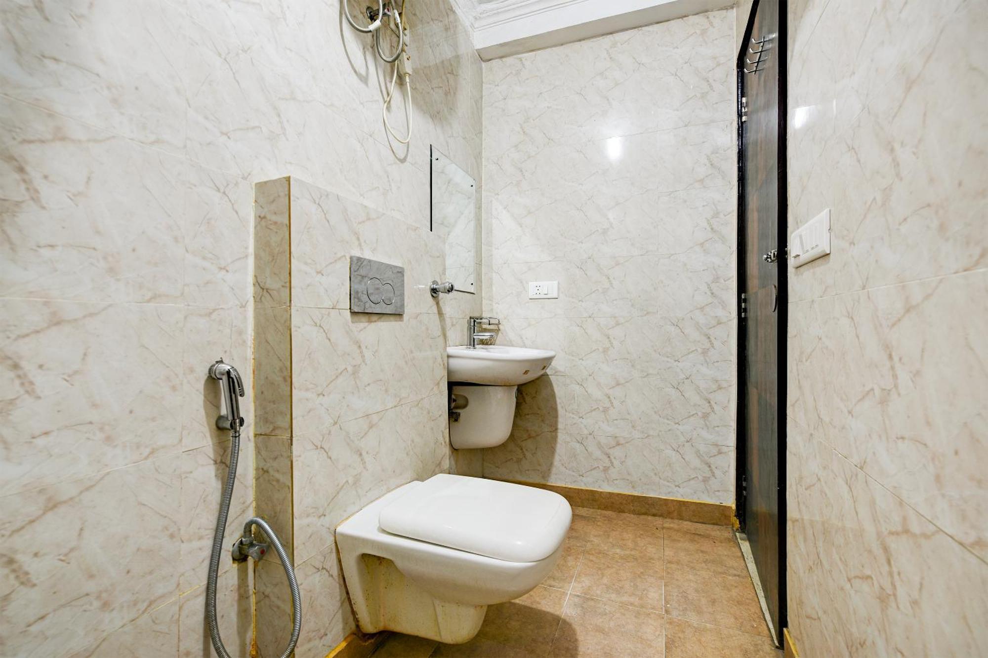 Airport Hotel Classic Park Нью-Делі Екстер'єр фото